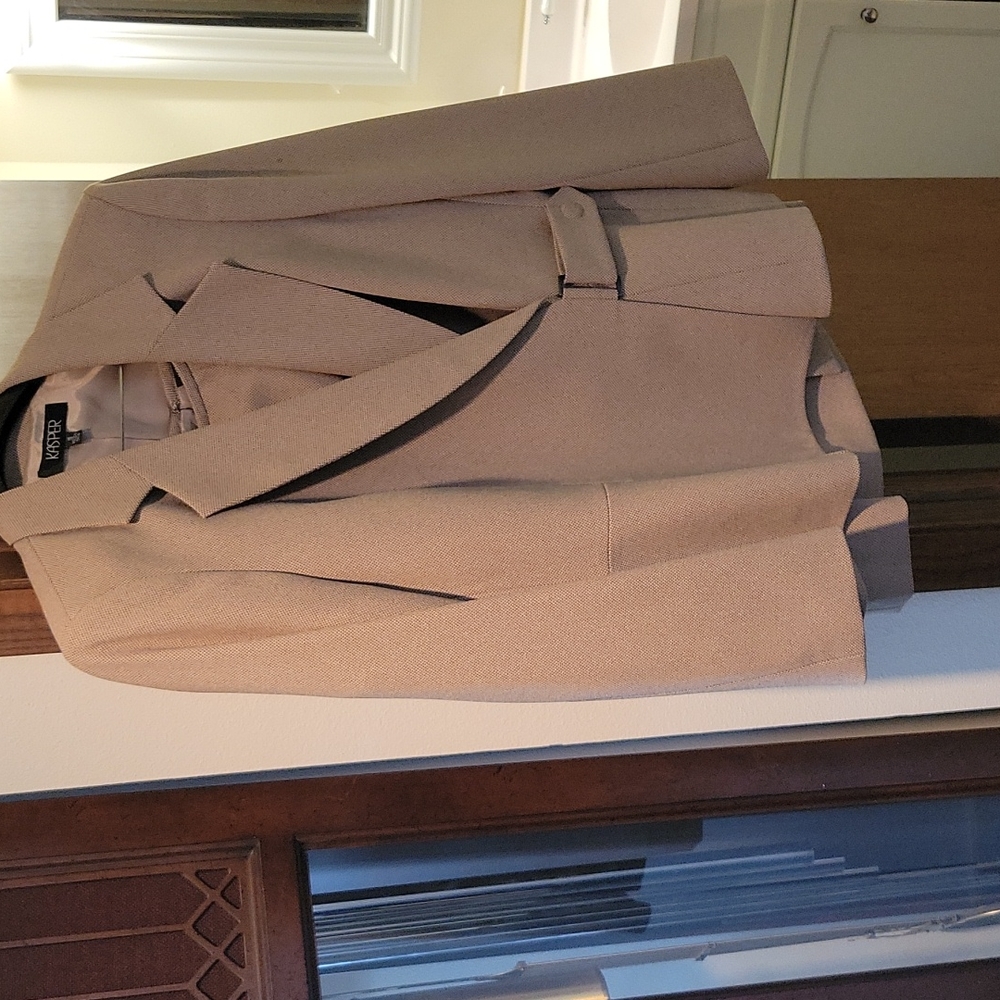 Casper 2 piece Taupe Suit, size 18, Jacket and skirt fully lined. Gently used.